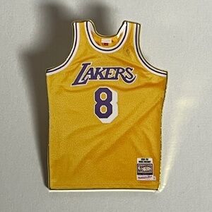 Kobe Bryant Lakers 8 Jersey Hat Pin Pins Streetwear Bag Basketball Fitted Hats